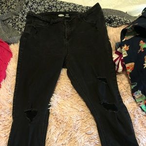 Old navy distressed skinny black jeans